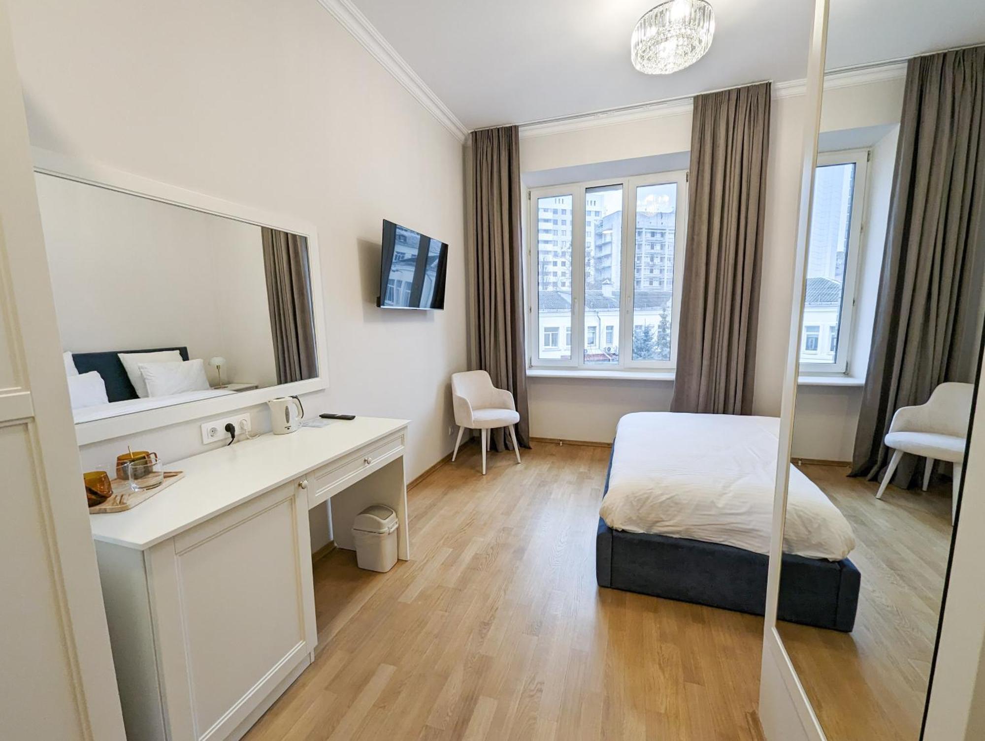 Kyiv Honchara Hotel Zewnętrze zdjęcie