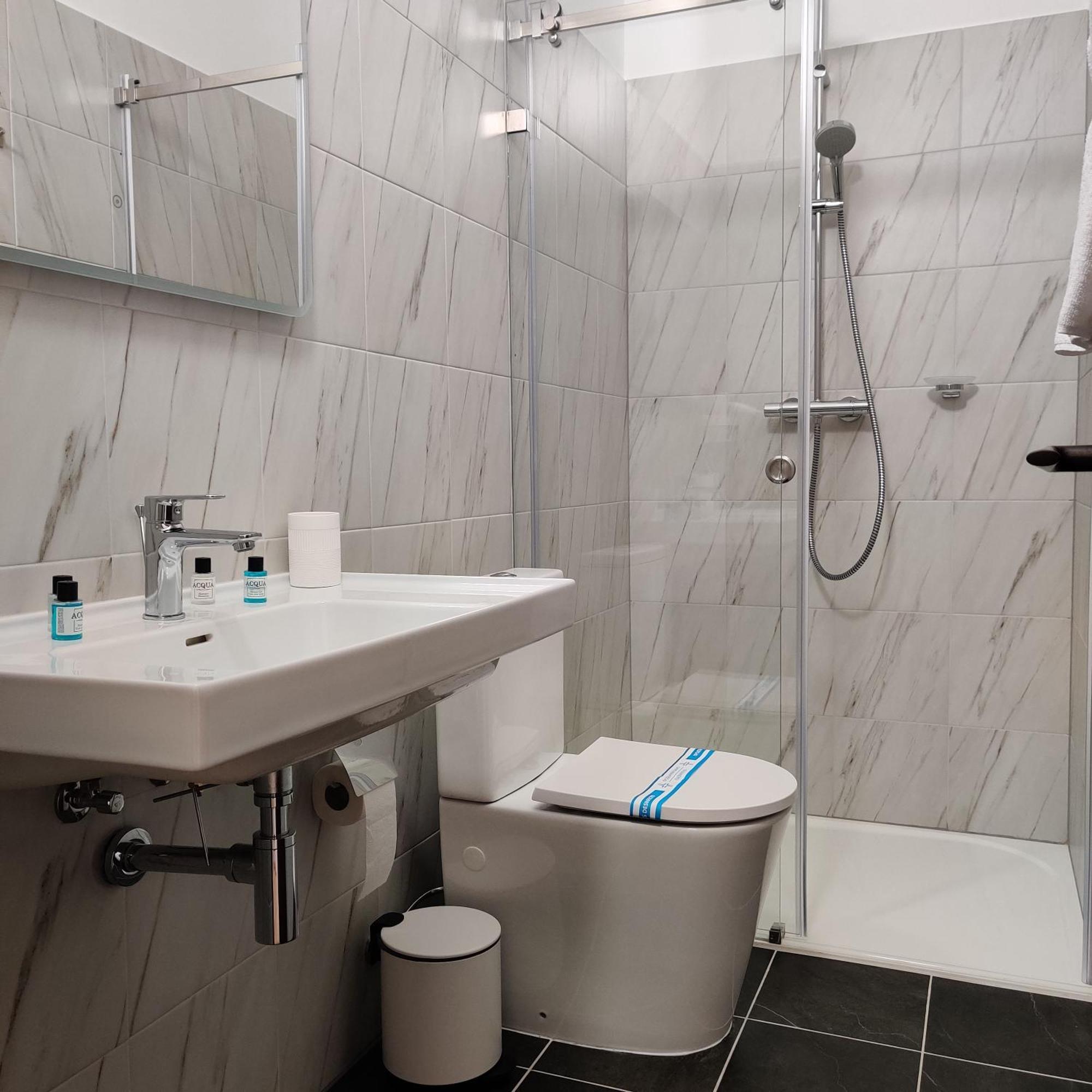 Kyiv Honchara Hotel Zewnętrze zdjęcie